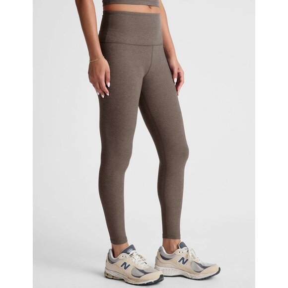 BEYOND YOGA Caught in the Midi High Waist Leggings in Soft Umber Size X-Small - Picture 10 of 10